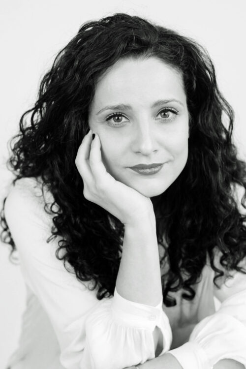 Elena Lucaci