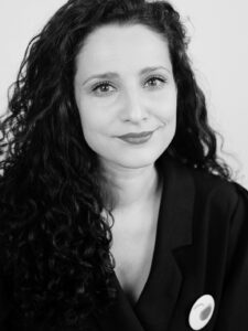 Elena Lucaci
